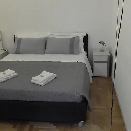 Ave Apartman *