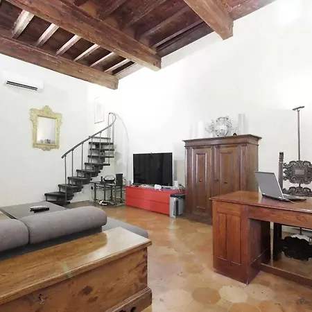 Apartman Ave *